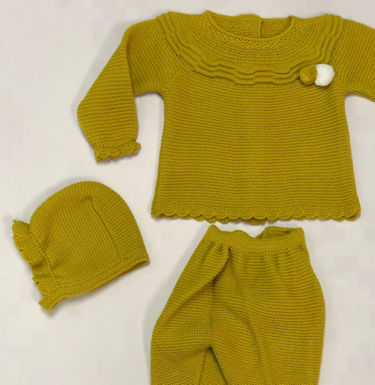 CABLE-KNIT BABY KNITTED SET IN MUSTARD YELLOW